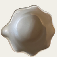 Chawan (Scalloped Matcha Bowl with Spout)
