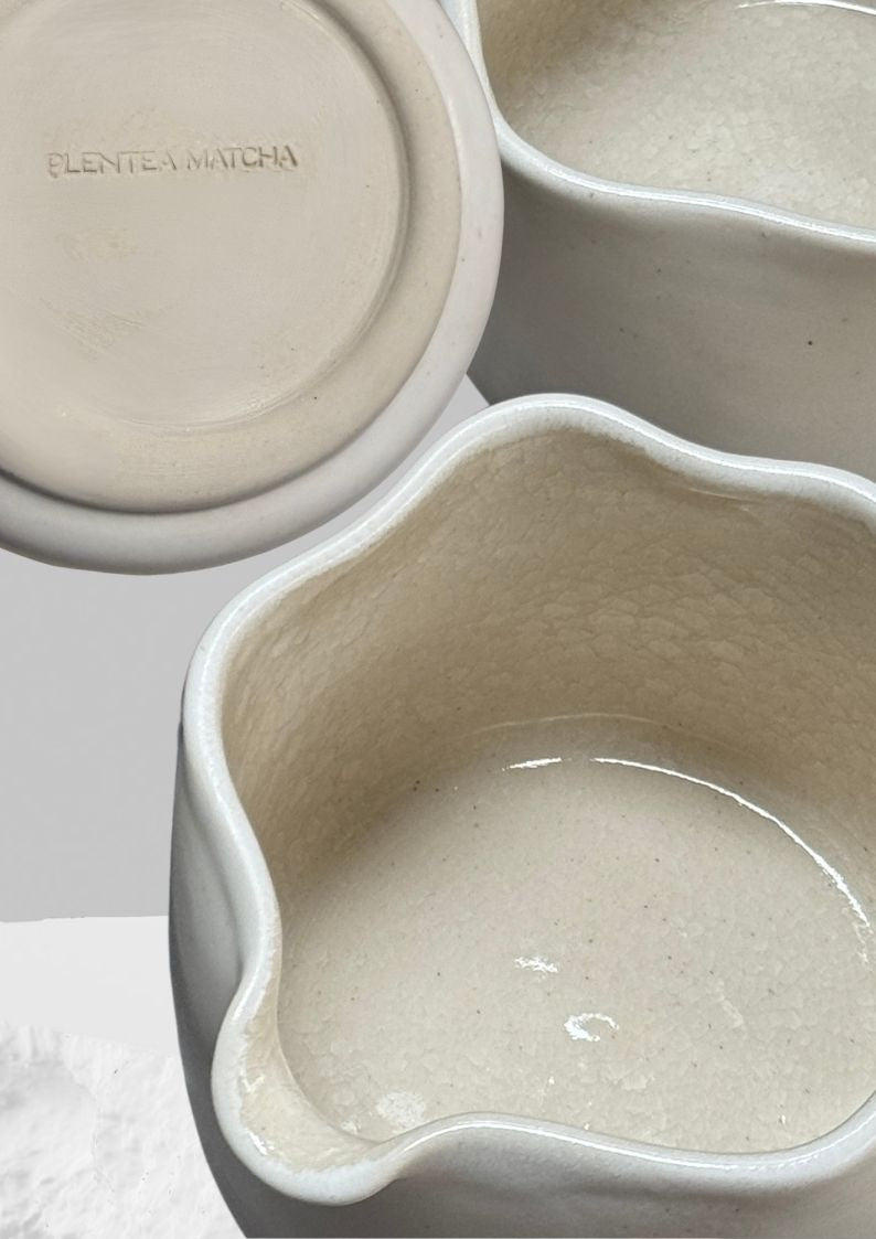Chawan — Scalloped Matcha Bowl with Spout | Plentea