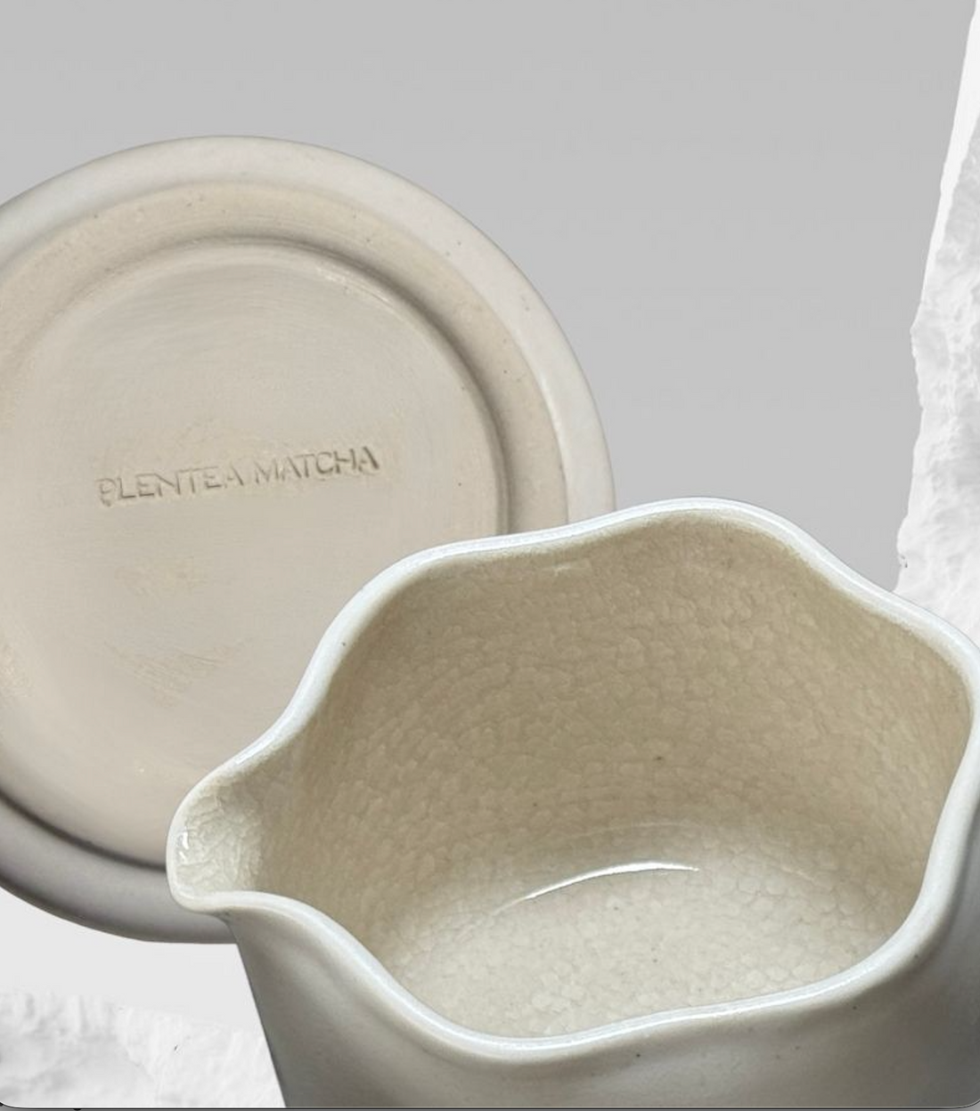 Chawan — Scalloped Matcha Bowl with Spout | Plentea